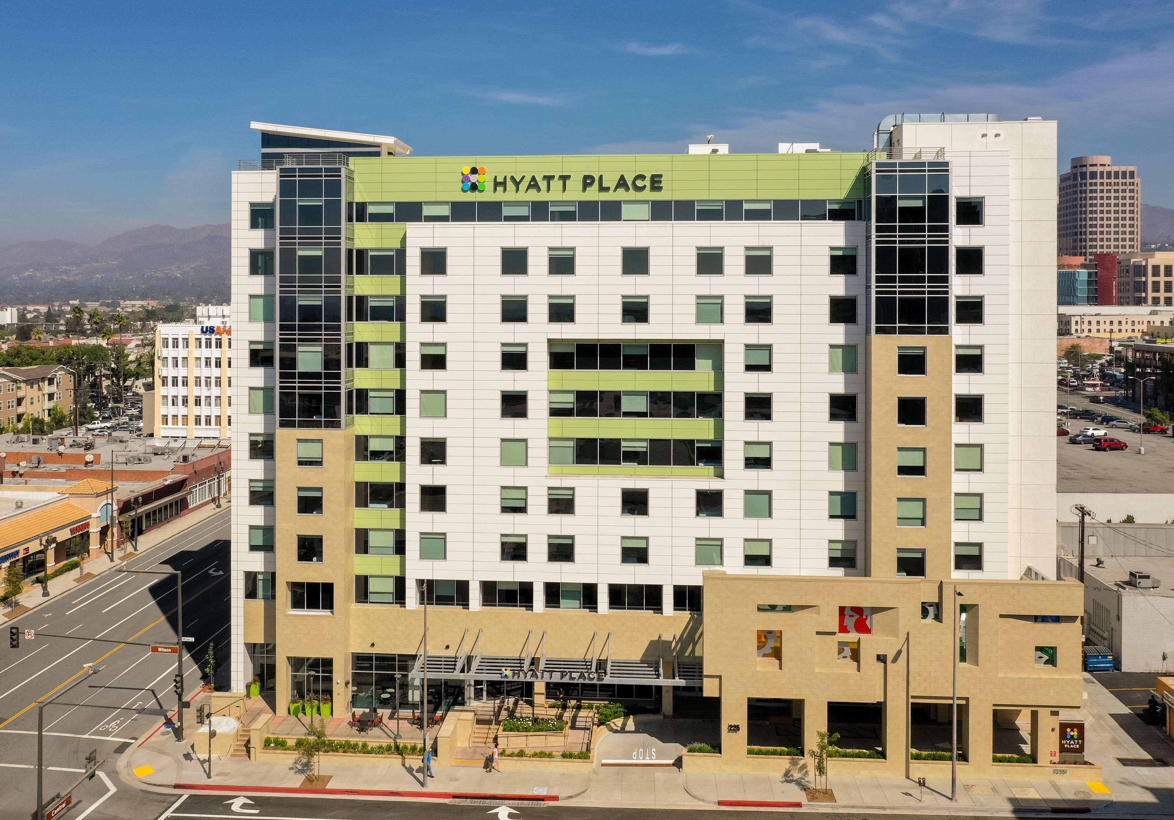 Hyatt Place Glendale/Los Angeles Exterior photo